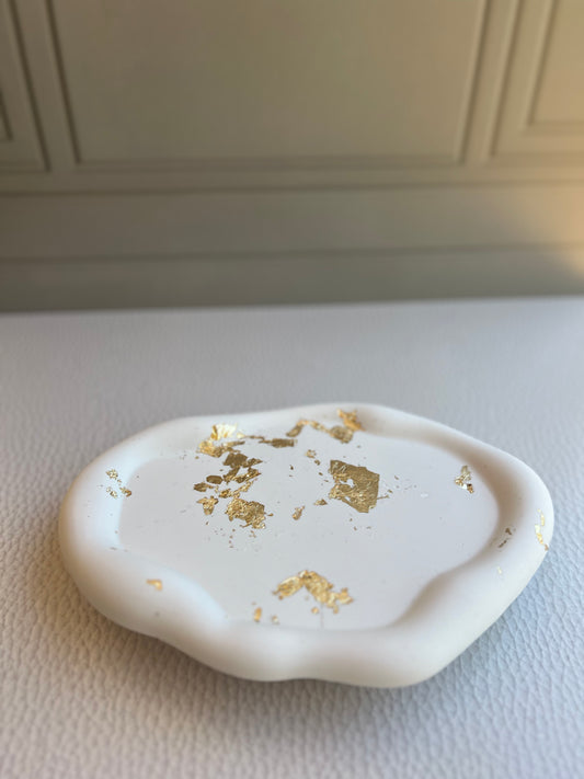 Handmade Jesmonite and gold leaf decorative plate